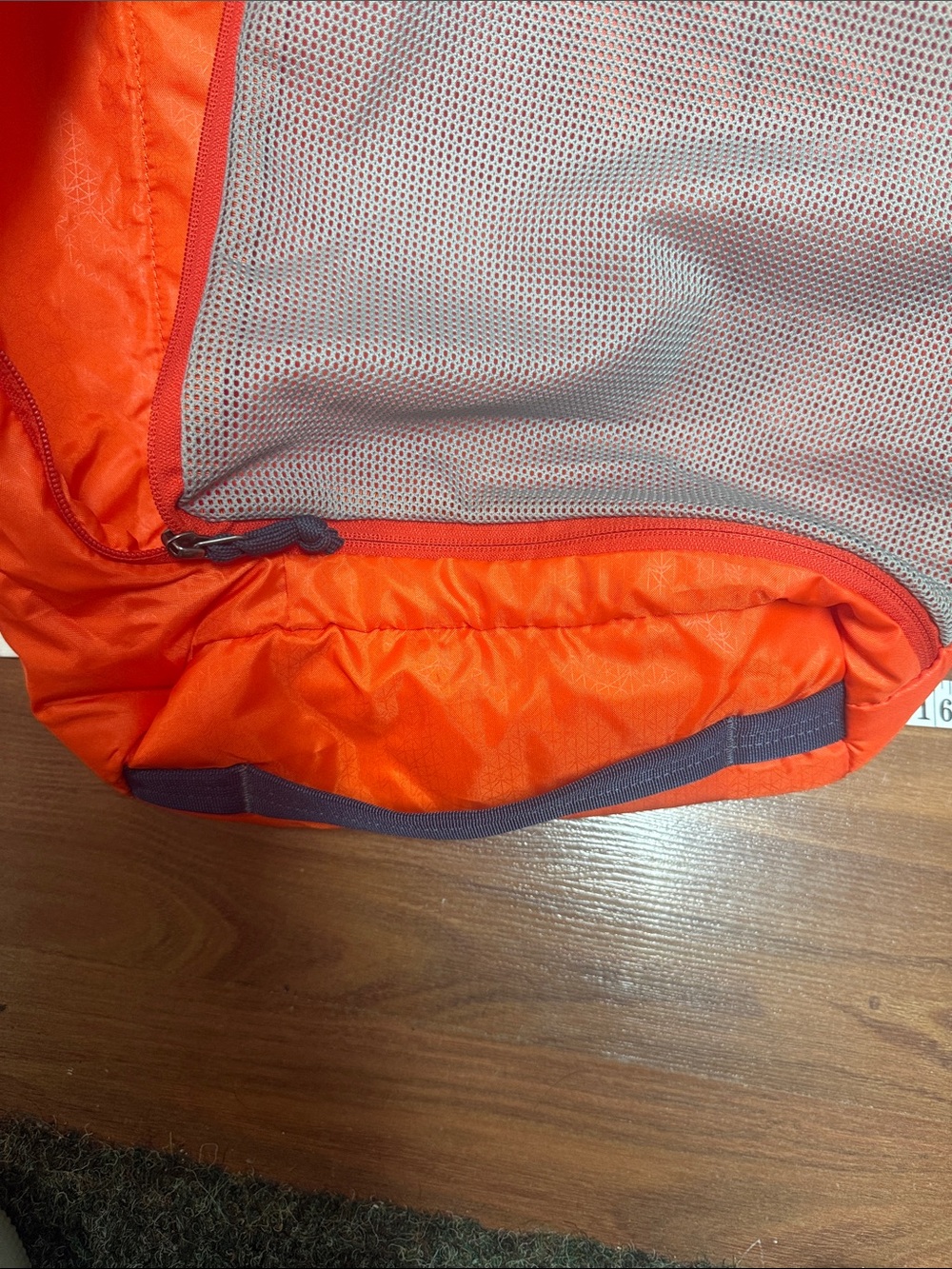 Thule Compression Packing Cube - Picture 5 of 5